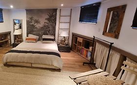 Logement Vue Sur La Seine